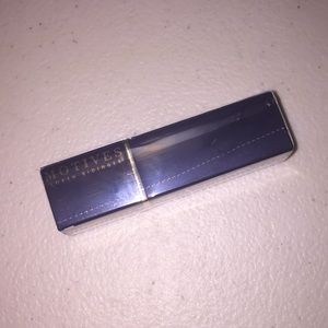 Vitamin E balm for chopped lips